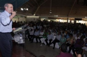 Luis Abinader, aspirante presidencial del PRM y del Frente Opositor Convergencia