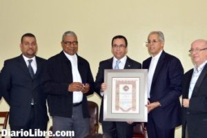 Andrés Navarro fue reconocido por Exalumnos de Don Bosco.