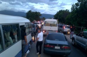 Accidente deja 12 heridos en carretera Nagua-Sánchez