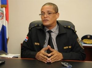 PN busca disuadir al padre Rogelio por caso Loma Miranda