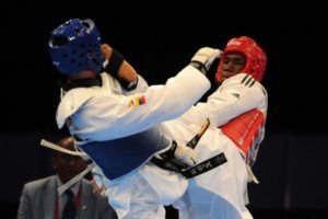 Bernardo Pie logra plata en taekwondo