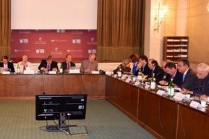 Leonel destaca logros de la democracia en la Región en encuentro Fundación Kennedy