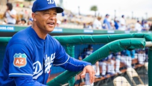 Dave Roberts nombrado Manager del Año en la Liga Nacional