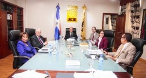 Nueva JCE realiza su primera sesión; designa a Castaños Guzmán como su vocero oficial