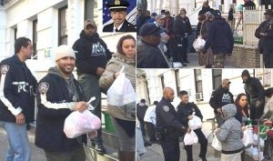 Precinto policial 33 entrega cientos pavos en vecindario alto Manhattan