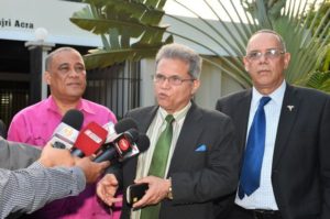 Colegio Médico y el Gobierno firmarán acuerdo el martes