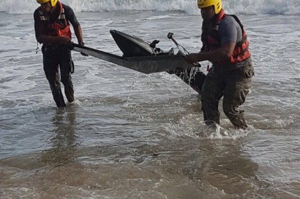 Localizan a 100 metros de la costa helicóptero desaparecido tras salir de Puerto Plata