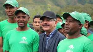 “No le temo al color verde”, declaró el Presidente Medina en Hondo Valle