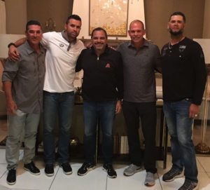 Mike Guerrero retorna a Licey Family