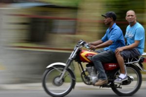 Tránsito Terrestre insiste en resolución regula motocicletas