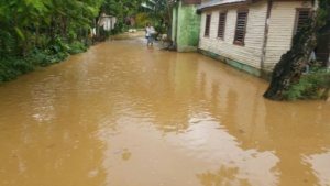 Torrenciales Aguaceros Mantienen Incomunicadas Varias Comunidades En Nagua Costa Verde Dr