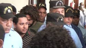 Se mantiene prisión preventiva contra implicados en alegada banda dirigía John Percival