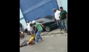 Video impactante: Disparan y golpean a hombre acusado de robar celular
