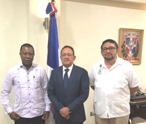 Ejecutivos “Proyectos Camarones de Azua” visitan ministro agricultura RD