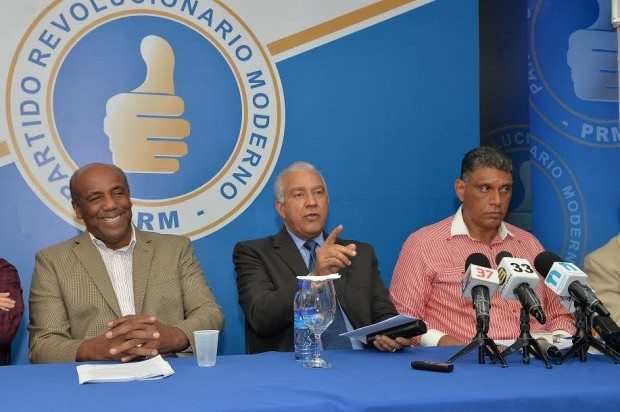 PRM rechaza permanencia de actuales miembros del TSE