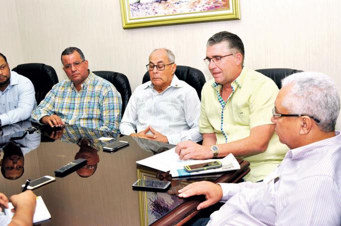 Productores de leche pierden RD$200 MM mensuales