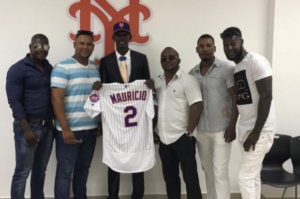Mets firma siete prospectos; Ronny Mauricio logra bono de US$2.1 MM