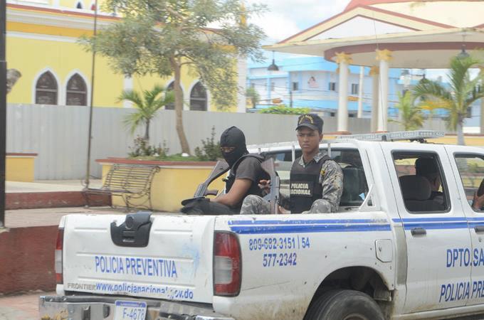 Destacamento Salcedo advierte a periodistas no entrar a barrios donde ocurrió tiroteo