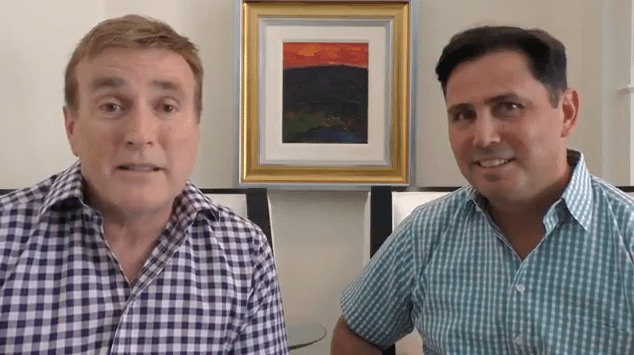 Brewster y su esposo felicitan a la comunidad LGTB dominicana