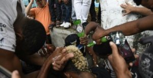 Con cerveza, sepultan adolescente asesinado y de cuyo crimen acusan a sacerdote