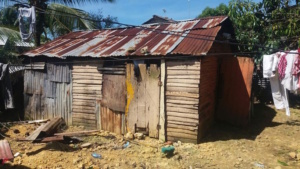 Rehabilitan viviendas dañadas por huracán María en sector Nueva York Chiquito de RSJ