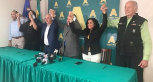 Alianza País presenta a Antonio Taveras Guzmán como su candidato a senador de SD