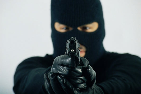 Escuadrón detectives Alto Manhattan persigue a cuatro asaltaron enmascarados