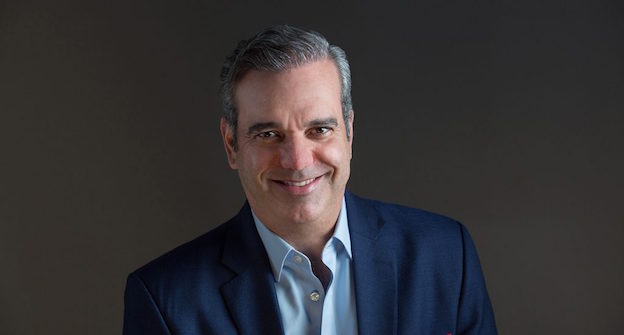 Abinader llama a convertir en votos la ventaja que mantiene sobre Gonzalo