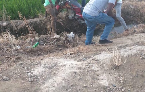 Mueren dos hombres en accidente de tránsito en Montecristi