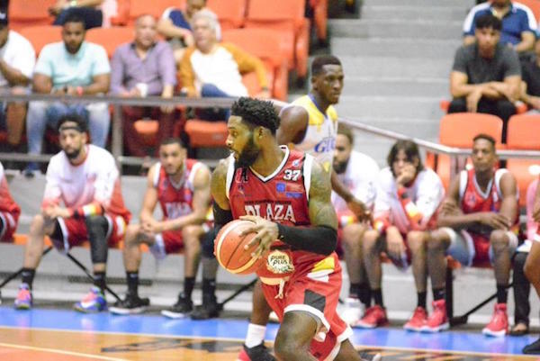 Baloncesto Superior de Santiago: Luis Cesar Polanco le da el primer triunfo Plaza Valerio