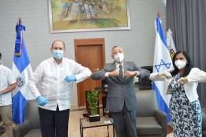 Alcalde SDE recibe visita del embajador de Israel; Biran Bayor queda encantado con el municipio