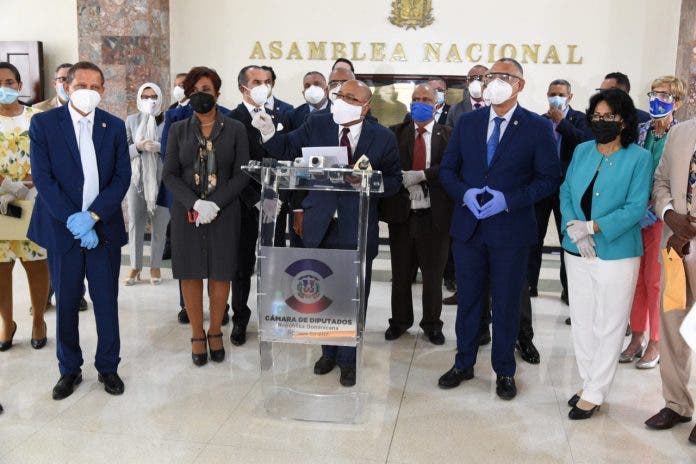 PRM: Gobierno está en capacidad aplicar medidas necesarias para proteger población sin poderes extraordinarios