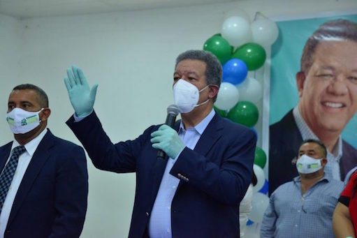 Leonel Fernández dice “si hay reapertura gradual, no puede haber estado de emergencia”