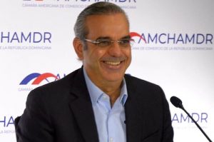 Luis Abinader ganaría 46 a 42 en segunda vuelta, según encuesta Mark Penn/Stagwell