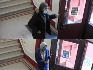 Atracan anciano a punta de pistola en el Alto Manhattan; Policía ofrece $2,500 por información