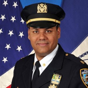 Renuncia alto oficial dominicano NYPD por no estar de acuerdo con reformas