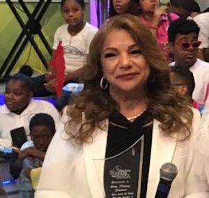 Exige de diplomática RD en Uruguay un desagravio hacia comunidad dominicana EE.UU.