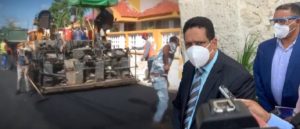 Director de Compras y Contrataciones Gobierno de Abinader: 