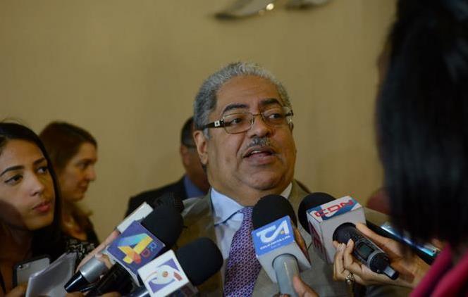 Director Servicio Nacional de Salud tiene COVID-19; más temprano había anunciado su renuncia al cargo