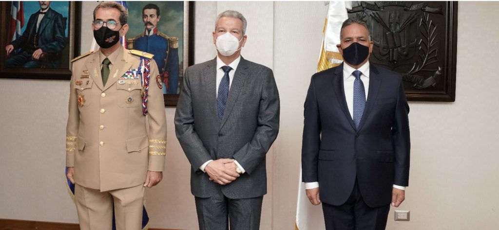 Gobierno extenderá el Sistema de Emergencia 911 a provincias fronterizas