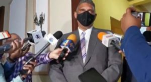 Ministro Interior y Policía advierte tomará acciones drásticas contra irrespeto del toque queda