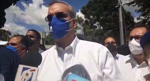 Abinader dice en Hato Mayor ahorros administración pública irán a salud; seguirá obras de Danilo y construirá 30 mil casas