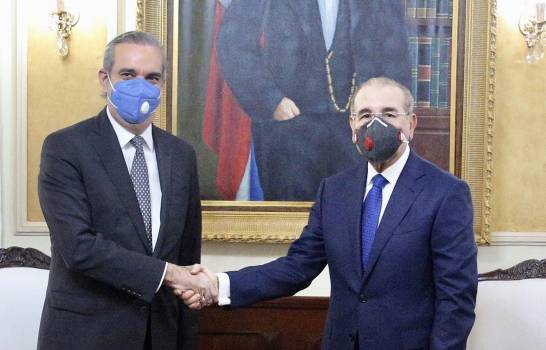 El saliente presidente Danilo Medina no estará en juramentación de Luis Abinader