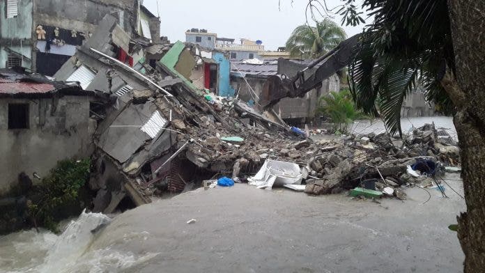Un miembro del Cesfront, la cuarta víctima tras el paso de la tormenta Laura por RD