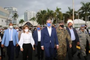 Gobierno arrecia medidas enfrentar contagio Covid-19; sube en 10% incentivos a militares y policías enfrentan crisis