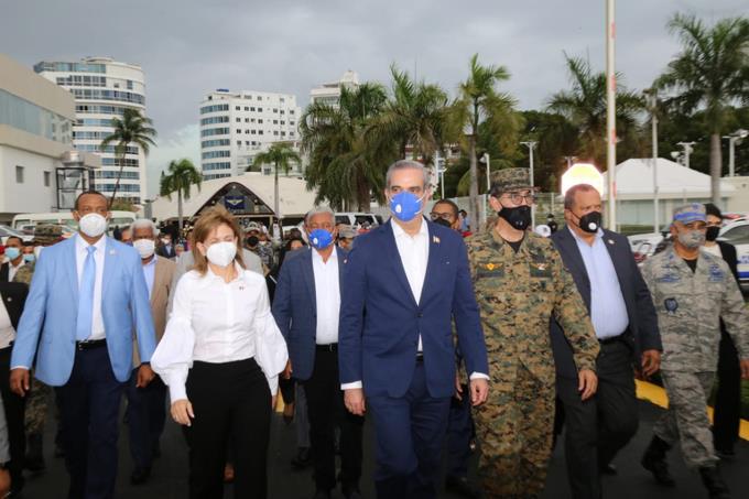 Gobierno arrecia medidas enfrentar contagio Covid-19; sube en 10% incentivos a militares y policías enfrentan crisis