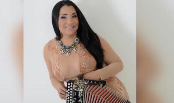 Acordionista María Díaz en estado delicado tras contraer Covid-19; solicitan sangre O+