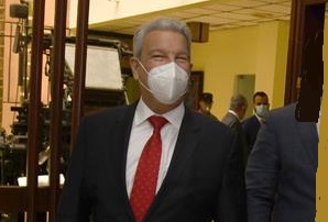 Ministro de la Presidencia dice no habrá despidos masivos a pesar de exagerada nómina pública