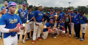 Premian Reales, lanzador y MVP Liga 