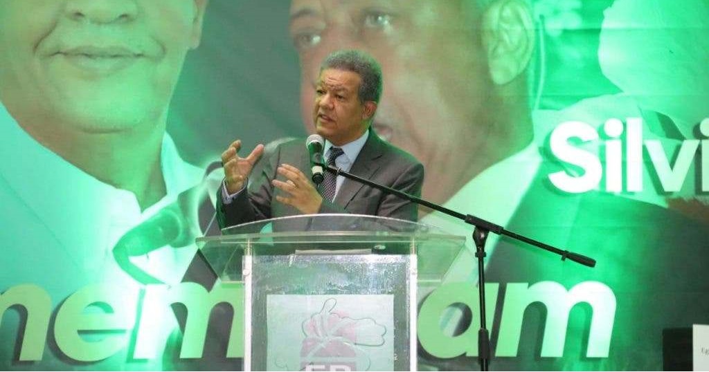 Leonel dice no conviene a ningún partido que integrantes de la JCE sean de sus filas